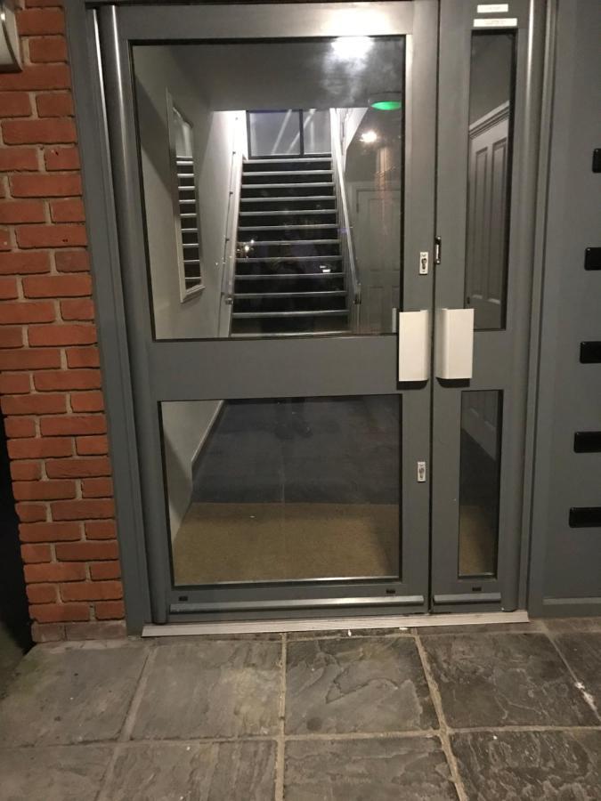 Marie'S Serviced Apartments- 2 Bedroom City Stay Bedford Esterno foto